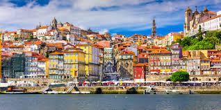 For packages & valuables, a label should be printed using your own printer or a pakkeboks. Travel Guide Porto Plan Your Trip To Porto With Air France Travel Guide
