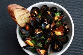 andrew zimmern cooks mussels fra