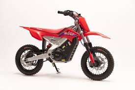 crf e2 electric kid s dirt bike racer