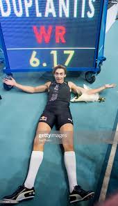 Sweden's armand duplantis eases into pole vault final. Sweden S Armand Duplantis Of Sweden Sets New Indoor Pole Vault World In 2021 Pole Vault Sports Pictures Athlete