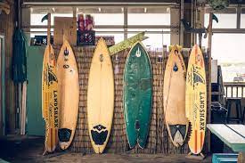 why do surfboards turn yellow
