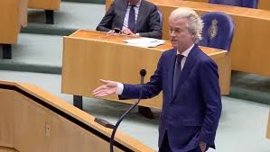 Geert wilders (venlo, 6 september 1963) is een nederlands politicus. Wilders Haalt Uit Naar Vrijheidsbeperkend Kabinet Rutte Breekt Zijn Beloftes En Gijzelt Ons Nog Langer De Dagelijkse Standaard