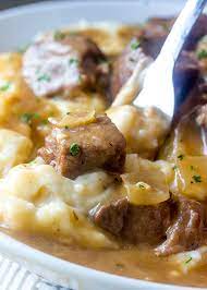 slow cooker beef tips and gravy