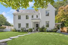 foxhall village dc luxury homes and