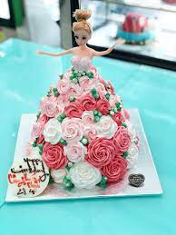 Bánh kem sinh nhật tạo hình 3d công chúa barbie váy hoa đẹp lộng lẫy sang  trọng