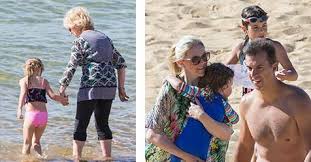 She has been married to bert newton since november 9, 1974. Patti Newton Beach Day With Lauren Newton And Grandkids Woman S Day