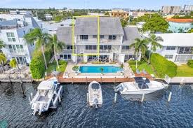 fort lauderdale fl with boat dock
