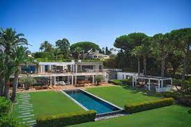 cap d antibes villas and luxury homes
