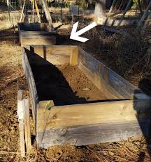 diy raised garden bed from a wood fence