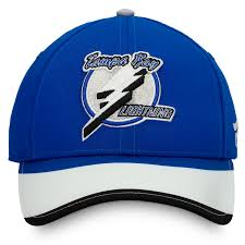 We offer tampa bay caps in various models and types in terms of color and logo. Cap Tampa Bay Lightning F110 027