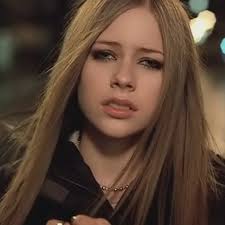 If you have good quality pics of avril lavigne, you can add them to forum. A Lagu 2000 An By Naysila Wulan