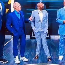 What S Wrong With Kenny Smith S Legs gambar png