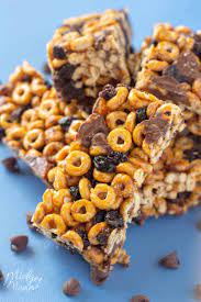 chocolate chip cheerio cereal bars
