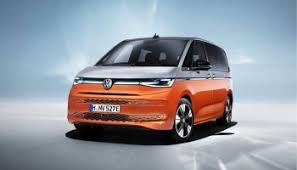 Volkswagen sekizinci nesil hatchback modellerine 2021 vw golf gti ve 2021 golf gte ile bir yenisini daha ekledi. Vw Werk In Hannover Stocken Bereitet Sich Auf Den Neuen Multivan Und Den Id Buzz Vor Motormobiles