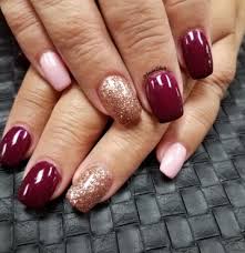 Burgundy Pink And Rose Gold Nail Design In 2020 Rose