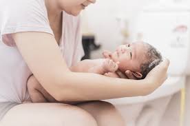 produk perawatan kulit bayi baru lahir