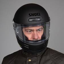 4.6 out of 5 stars: Shoei Glamster Helmet In Matt Black