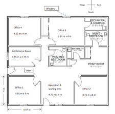 the floor plan of an office building is