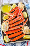 How do you know when crab legs are done boiling?