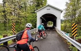 cote grove covered bridges bike tour