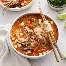 thai red curry noodle soup vegan huggs