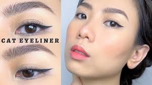 how to cat eyeliner for hooded eyes