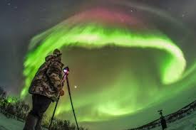 lapland northern lights hunting tour