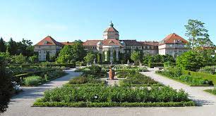 Er gehört heute zu den staatlichen naturwissenschaftlichen sammlungen bayerns. Muenchen Lese Botanischer Garten Munchen Nymphenburg