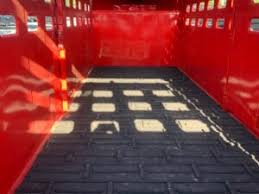 cleated livestock trailer floor