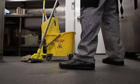 commercial kitchen floor cleaning and