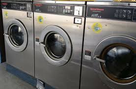 They produce top grade washing machines which include both top loader and front loader. Speed Queen Commercial Front Load Washer Sc40md 3ph 40 Lbs Push Button For Sale Online Ebay
