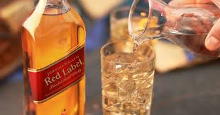 Johnnie Walker Red Label & Soda Cocktail Recipe | The Bar