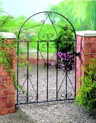 Winchester Arched Metal Garden Gate