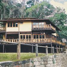 O jovem proprietário desejava uma casa de praia moderna, para. Construcao De Casa Com Estrutura Em Eucalipto Teresopolis Rio De Janeiro Habitissimo