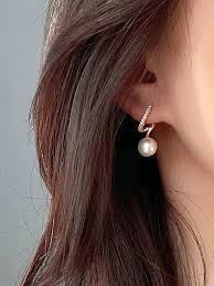 curve faux pearl stud earring suitable