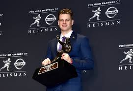 Discover its winners ranked by popularity, see when it established, view trivia, and more. Joe Burrow Of Lsu Wins The 2019 Heisman Trophy Heisman