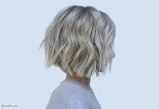 what-is-a-wavy-bob