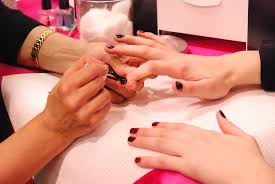 where can you find the best nail salon
