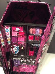 coffin locker makeup kit carrying case