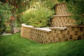 retaining wall services build replace