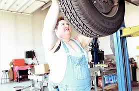 Checkout dity auto repair, tell em blockhead sent you! Educate Yourself A Class On How To Find A Mechanic Mechanic Shop Femme