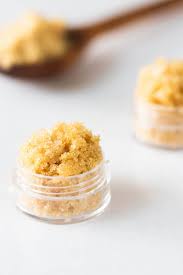 coconut oil lip scrub chemical free