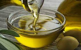 El color del aceite de oliva virgen extra: ¿qué indica? - Verde Divino  Aceites Moral