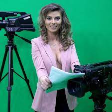 TV newsreader gives us the naked truth - by presenting bulletins bra-less -  World News - Mirror Online