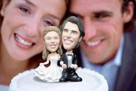 Custom made Bobbleheads are world&#39;s most creative and very impressive wedding gifts ever. A special gift for someone special in your life. - Custom_cake_topper