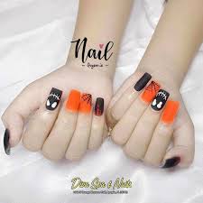 latest halloween nail trends for 2023