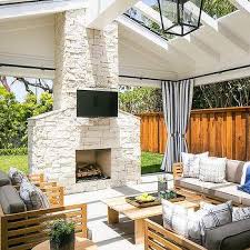 Cream Stone Outdoor Fireplace Design Ideas