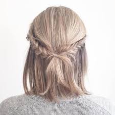 Easy fishtail braids for short hair. 10 5 Minute Hairstyles For Short Hair Medium Hair Prom Hairstyles For Short Hair Hair Styles Easy Hairstyles
