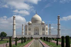 the slow decay of the taj mahal the