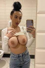Nude selfie big tits